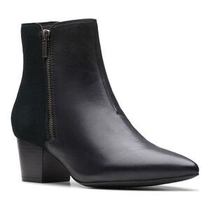 Clarks Ellanie Vibe Women's Leather/Suede  Ankle Boots Sz 9